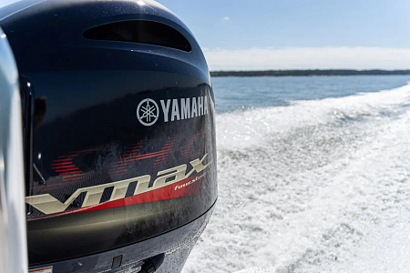 Катер Buster XXL V Max Edition